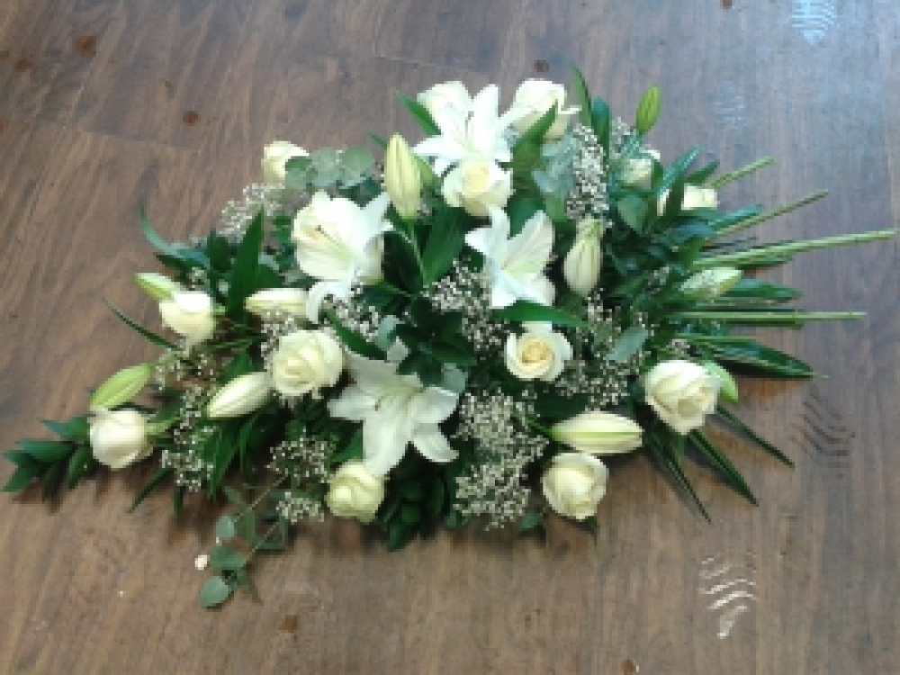 rose and lily spray
